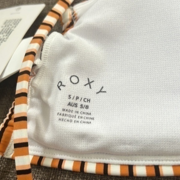 Roxy Swim Classics Bandeau & UW Bras - Picture 2 of 10